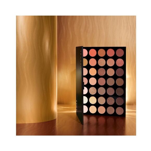 Morphe 350 Supernatural Glow (Mattes and Shimmer Eyeshadows) Everyday Makeup - Picture 3 of 5